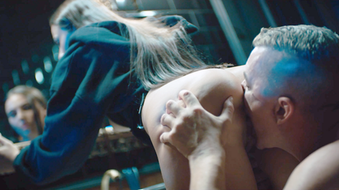 Female Burglar Freezes By Homeowner - Time Stop Freeze Fetish With Hot Brunette Milan Cheeks