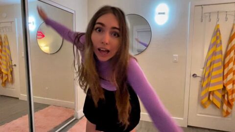 Oops! Stepsister Accidentally Put Roller Skates Dick Inside Her